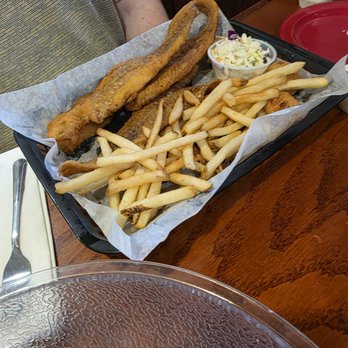 Charlie Horse Restaurant - Fried fish - Seafood Near Me - Ormond Beach, Florida