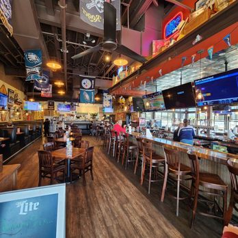 Primanti Bros. Restaurant and Bar - Sandwiches Near Me - Lancaster, Pennsylvania