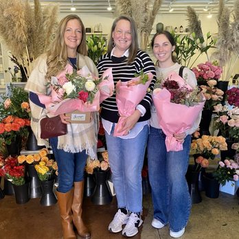 Sammy's Flowers - Loved our flowers! - Florists Near Me - Portland, Oregon
