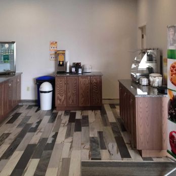 Quality Inn - Hotels Near Me - New Liskeard, Ontario