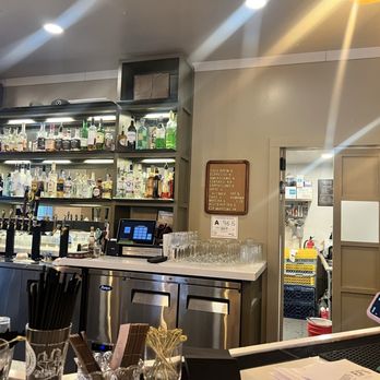 Chief’s Modern Cocktail Parlor - Cocktail Bars Near Me - Charlotte, North Carolina