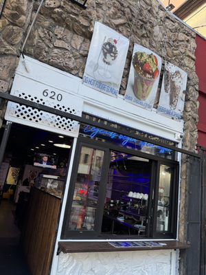 Legends Café & Creamery by null