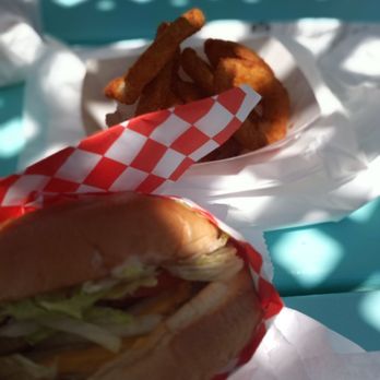 Frosty Chalet - Burgers Near Me - Lone Pine, California