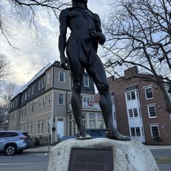 Massasoit Statue