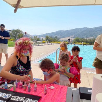 Power Up Parties - Unicorn Birthday party - Magicians Near Me - Oakland, California Power Up Parties - Unicorn Birthday party - Magicians Near Me - Oakland, California
