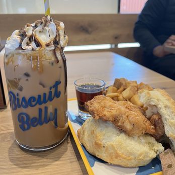 Biscuit Belly - Norfolk - Basic Biscuit Cinnamocha - Breakfast & Brunch Near Me - Norfolk, Virginia