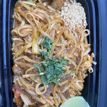 Mint Thai Kitchen - Pad Thai Dinner - Thai Near Me - Houston, Texas