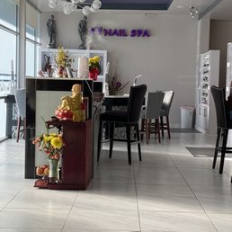 Front reception area and one of two nail bar areas.