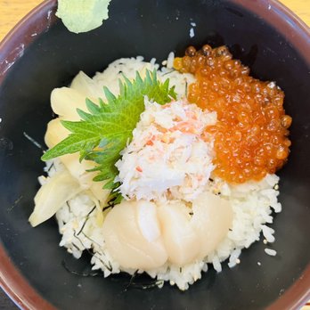 Ichimi Ann - Rice bowl from Crab Scallop Rice Bowl COMBO - Japanese Near Me - Torrance, California