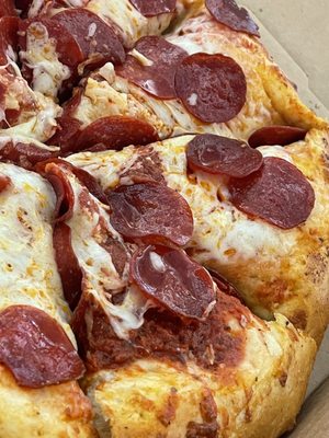 Blondie’s Pizza by null