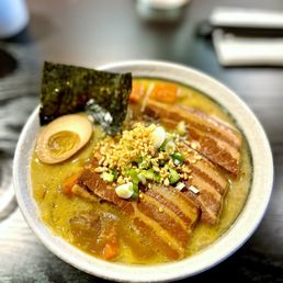 Curry Ramen / カレー ラーメン Curry Ramen / カレー ラーメン