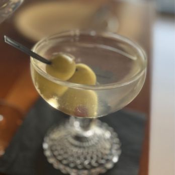 Rue Saint Marc - Pre-dinner martini - French Near Me - Jacksonville, Florida Rue Saint Marc - Pre-dinner martini - French Near Me - Jacksonville, Florida