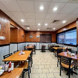 Beaufort Cafe - Interior