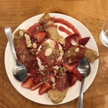Momo Hut & Gardens - Dessert with strawberry - Himalayan/Nepalese Near Me - Toronto, Ontario