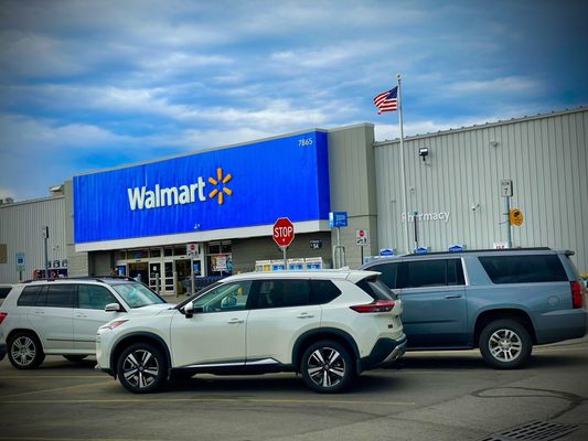 Walmart Supercenter by null