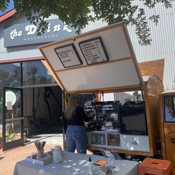 The Drink - The cart and patio - Wine Tasting Room Near Me - Healdsburg, California