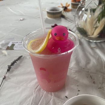 Springfield Manor Winery Distillery Brewery - Frozen Lavender Pink Lemonade - Wineries Near Me - Thurmont, Maryland Springfield Manor Winery Distillery Brewery - Frozen Lavender Pink Lemonade - Wineries Near Me - Thurmont, Maryland