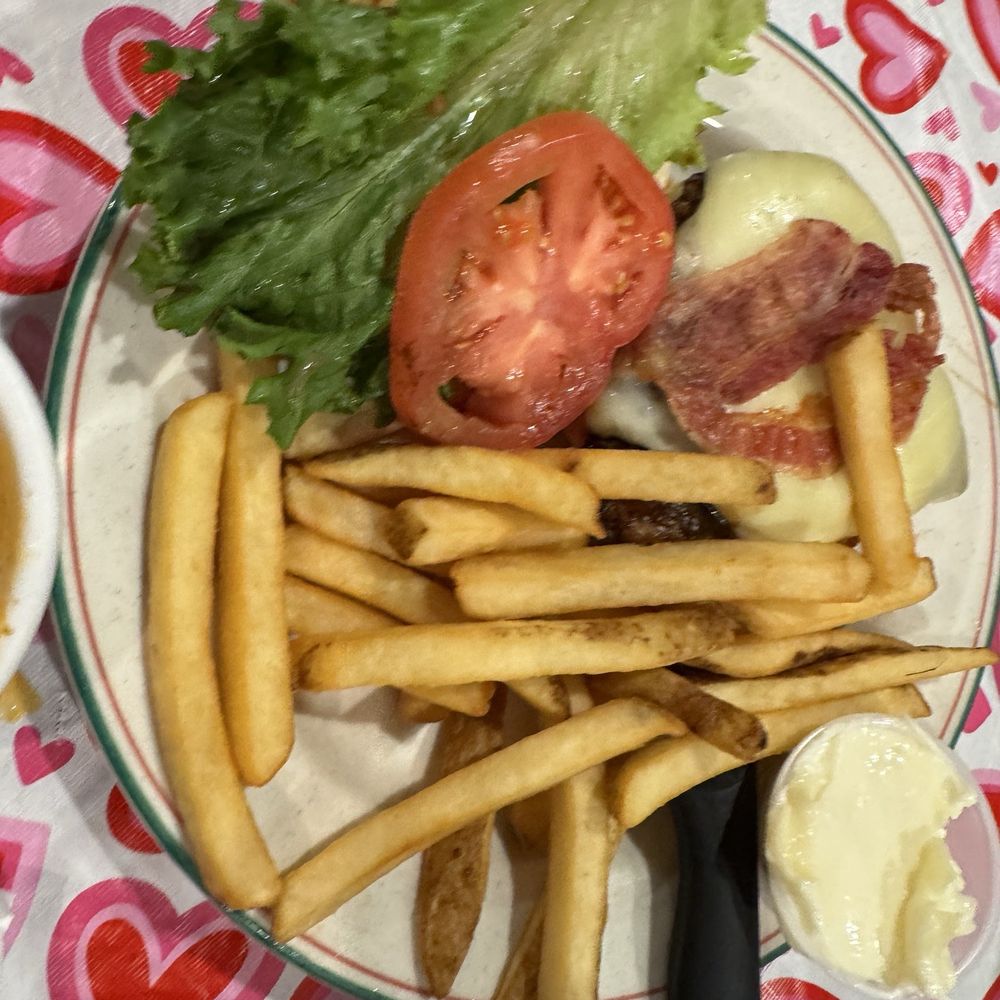 Danny's Restaurant - Bacon Cheeseburger - American Near Me - Buffalo, New York Danny's Restaurant - Bacon Cheeseburger - American Near Me - Buffalo, New York