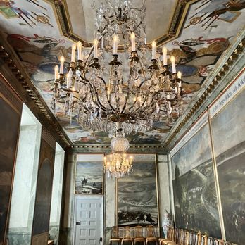 Drottningholms Slott - Landmarks & Historical Buildings Near Me - Drottningholm, Alberta