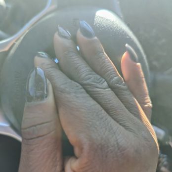 Vie Nail Bar - Nail Salons Near Me - Dallas, Texas