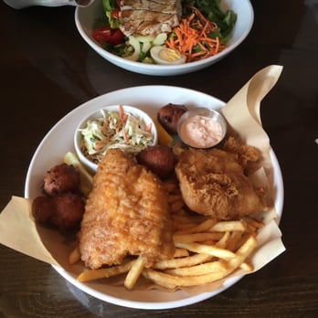 Hook Line & Schooner - Fish and chips with Hugh puppies and ahi tuna salad - American Near Me - Smyrna, Georgia