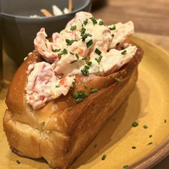 King's Fish House - Pine Ave - Lobster Roll - Seafood Near Me - Long Beach, California King's Fish House - Pine Ave - Lobster Roll - Seafood Near Me - Long Beach, California