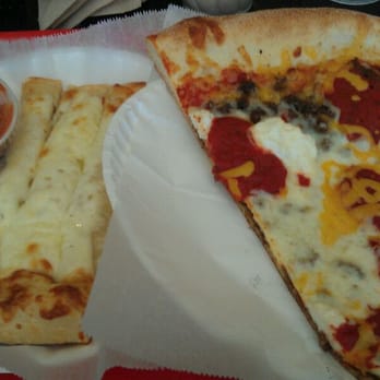 Brick 3 Pizza - $7 lunch special - Slice of pizza, three cheese sticks and a soda - Pizza Near Me - Milwaukee, Wisconsin