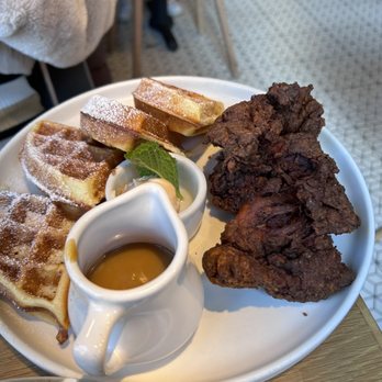 Flipper’s - Chicken and Waffles - Pancakes Near Me - New York, New York