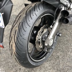 Everything 2 Wheels - Michelin Pilot Road 4GT