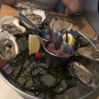Fin Raw Bar and Kitchen - New American Near Me - Summit, New Jersey