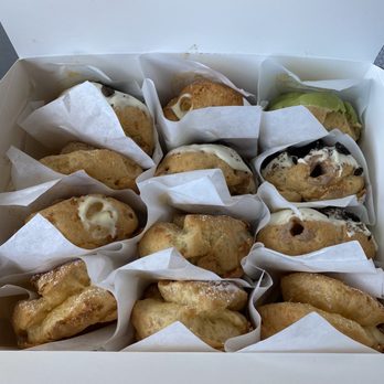 Beard Papa's - Desserts Near Me - Denver, Colorado Beard Papa's - Desserts Near Me - Denver, Colorado