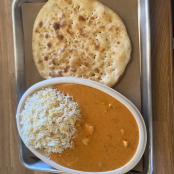 Tikka Shack Indian Grub - Tofu Tikka Masala with the tofu sub and naan - Indian Near Me - Houston, Texas