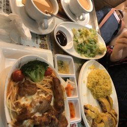 九龍餐室 - Baked porkchop over spaghetti and hainanese chicken and rice with milk teas