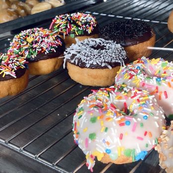 William's Donuts - Assorted Donuts - Donuts Near Me - Monterey Park, California William's Donuts - Assorted Donuts - Donuts Near Me - Monterey Park, California