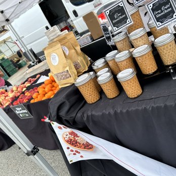 Sue's Butters and Baskets - Friendly booth at Pasadena Farmers Market - Specialty Food Near Me - San Fernando, California Sue's Butters and Baskets - Friendly booth at Pasadena Farmers Market - Specialty Food Near Me - San Fernando, California