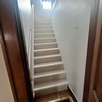 Crew2 - Stairs to upstairs w/ carpet install - Flooring Near Me - Minneapolis, Minnesota Crew2 - Stairs to upstairs w/ carpet install - Flooring Near Me - Minneapolis, Minnesota