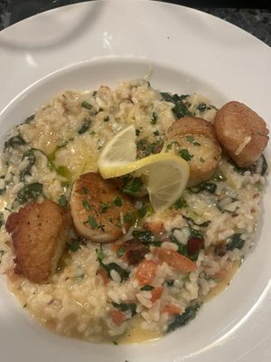 Woodman's Bar & Grill by null