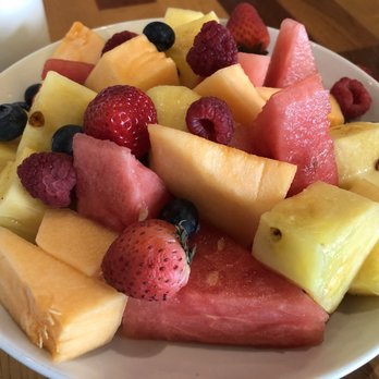 Karas - Fruit plate - Armenian Near Me - Glendale, California