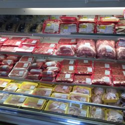 Combs Produce Wholesale Poultry & Fresh Meats
