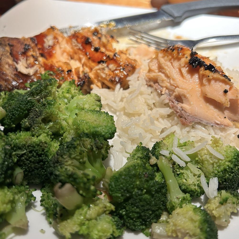Glory Days Grill - Salmon - sorry I cut it first. - American Near Me - Ranson, West Virginia