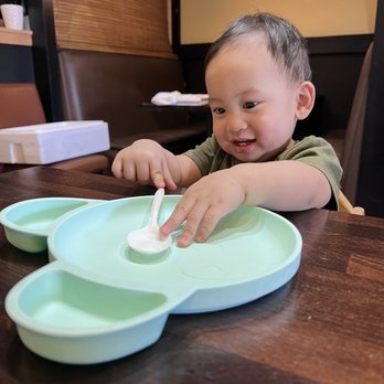 Sushi Hiro - Kid friendly! Brought out a child's plate with a plastic spoon - Japanese Near Me - Las Vegas, Nevada Sushi Hiro - Kid friendly! Brought out a child's plate with a plastic spoon - Japanese Near Me - Las Vegas, Nevada