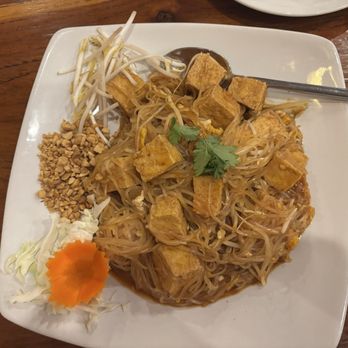 Bangkok Square - Tofu pad thai - Thai Near Me - Gainesville, Florida Bangkok Square - Tofu pad thai - Thai Near Me - Gainesville, Florida