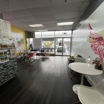 Tea Spot - Lots of seating - Coffee & Tea Near Me - Aiea, Hawaii