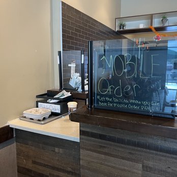 Starbucks - Mobile order pickup - Coffee & Tea Near Me - Gustine, California