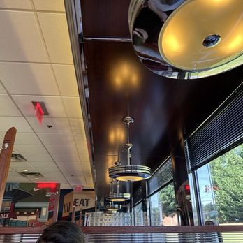 Silver Diner - New American Near Me - Frederick, Maryland