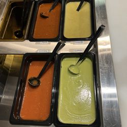 Taco Madre - Need to try these salsas!