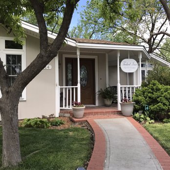 Tucked Inn Bed & Breakfast - Ready to be tucked inn? - Bed & Breakfast Near Me - Kinsley, Kansas Tucked Inn Bed & Breakfast - Ready to be tucked inn? - Bed & Breakfast Near Me - Kinsley, Kansas