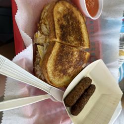 Wedge Inn - Tuna melt - excellent
