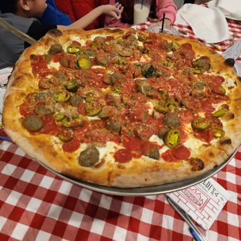 Grimaldi's Pizzeria - Pizza Near Me - Ankeny, Iowa Grimaldi's Pizzeria - Pizza Near Me - Ankeny, Iowa