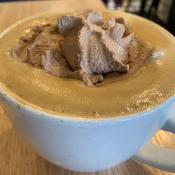 Espresso Elevado - Latte with chocolate cream